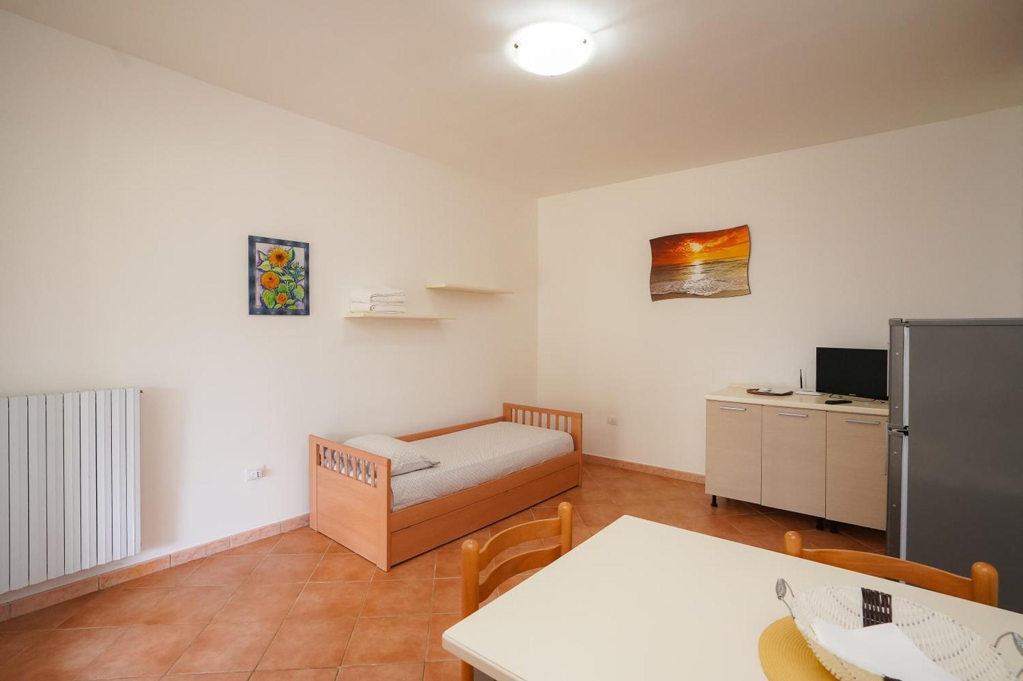 Casa Vacanza Russo Fernando อาลิมีนี ภายนอก รูปภาพ