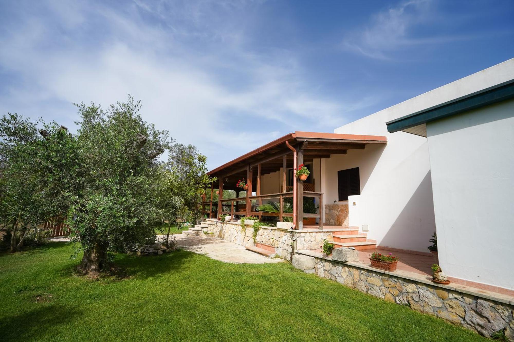Casa Vacanza Russo Fernando อาลิมีนี ภายนอก รูปภาพ